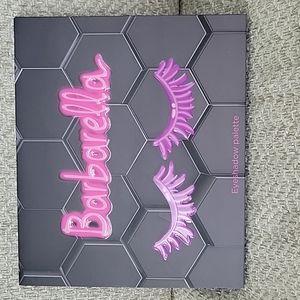 Barbarella eyeshadow palette